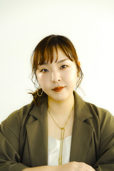 はじめての韓国風メイク ～ツヤ肌と基本のポイントメイク実践レッスン～