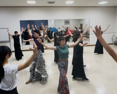 靴を履かずにカーディオフラメンコ～インナーマッスル・筋力ＵＰのため～１日体験講座