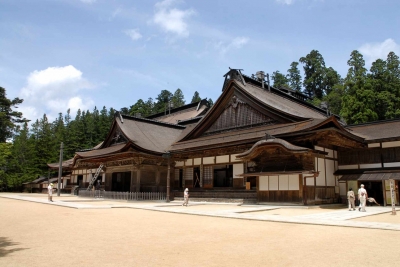 世界遺産・秋の高野山へ