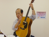 ～弾き語り～ ギター講座（月曜クラス）